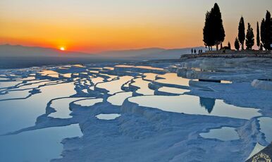  PAMUKKALE VE ÇARŞILARI TURU 