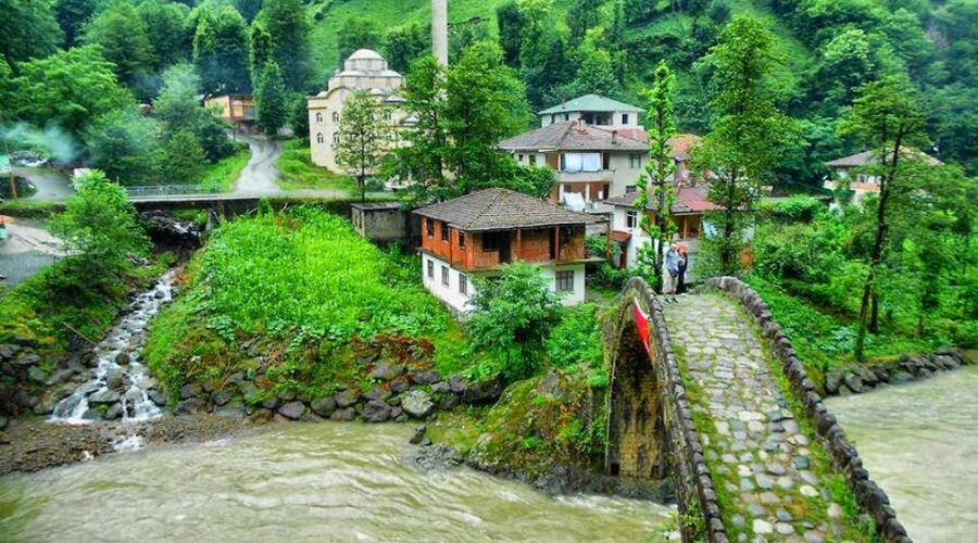 BAŞTAN SONA DOĞU KARADENİZ TURU ( BATUMLU )