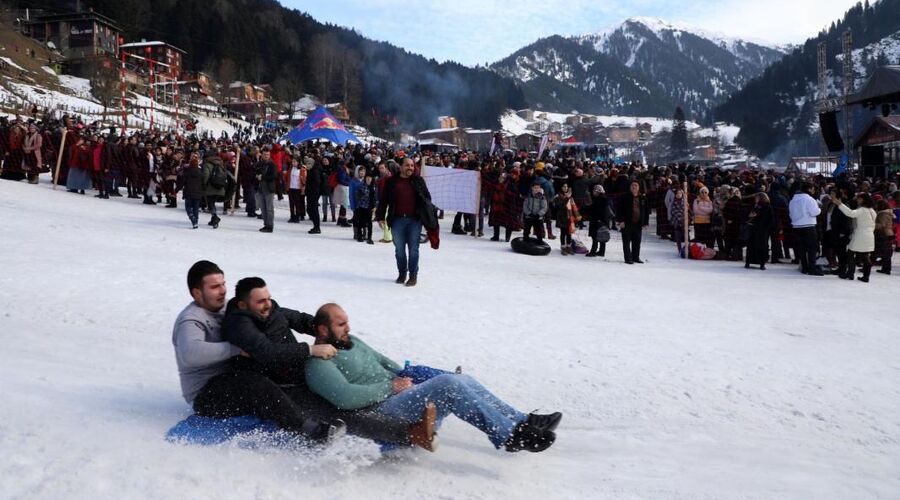 KIŞ ÖZEL UÇAKLI DOĞU KARADENİZ KAR FESTİVALLERİ BATUM GÜRCİSTAN